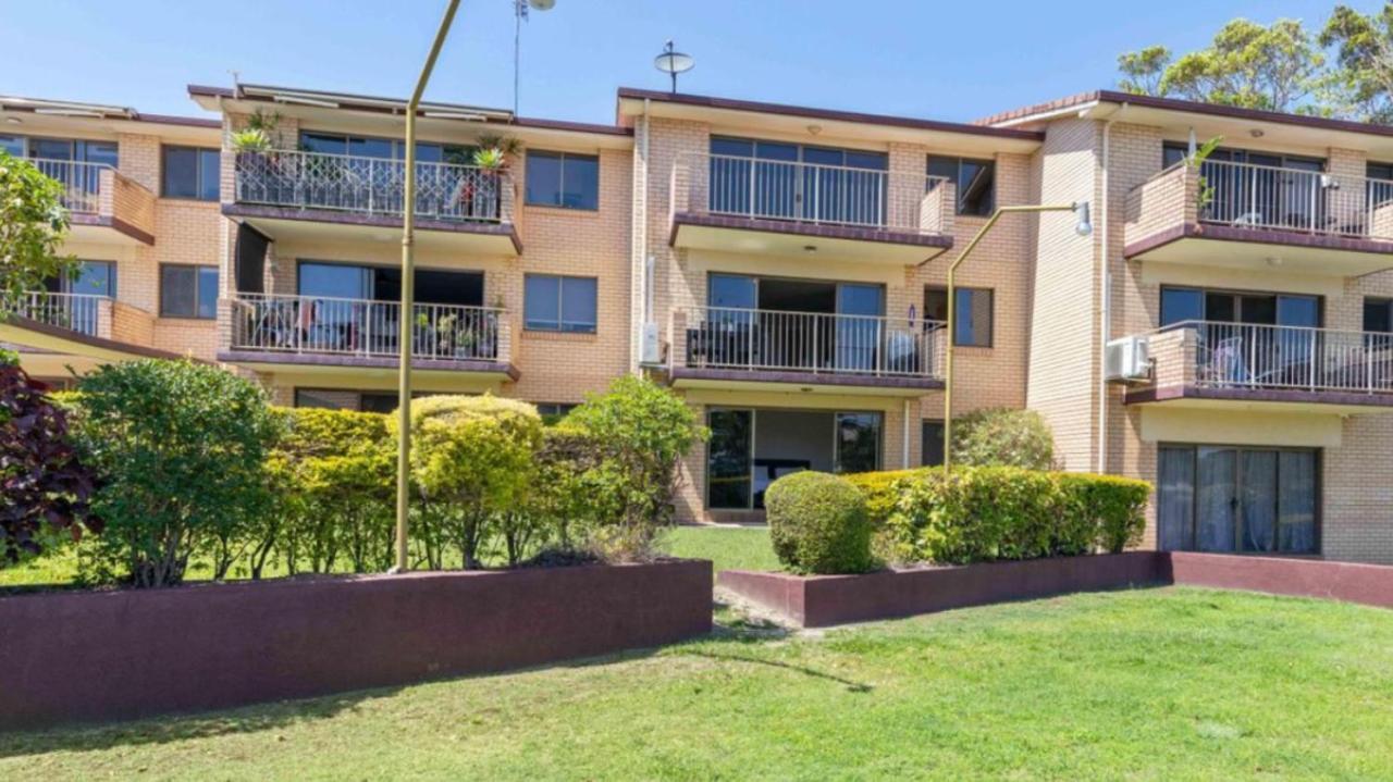Seascapeatalexbeach Budget Accomodation Alexandra Headland Exteriör bild