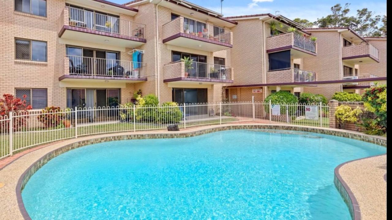 Seascapeatalexbeach Budget Accomodation Alexandra Headland Exteriör bild