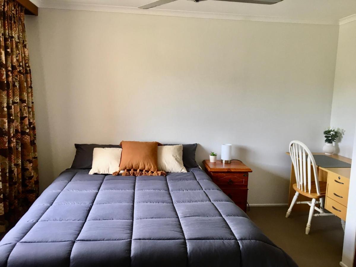 Seascapeatalexbeach Budget Accomodation Alexandra Headland Exteriör bild